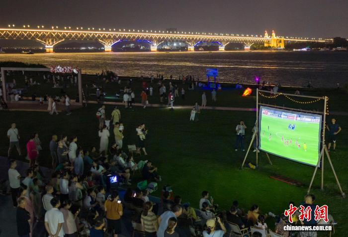 2025体育旅游博览会开幕 体育旅游市场规模达1.