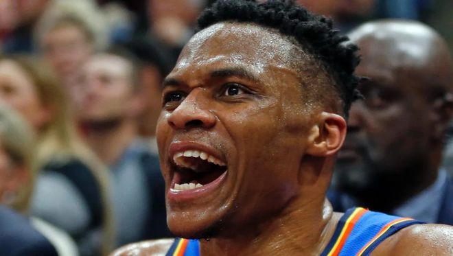 威少采访发飙怒斥媒体，私下却暖心助人