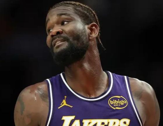 湖人惨败雷霆43分 东契奇伤退季后赛前景堪忧