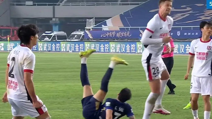 天津津门虎3-0完胜云南玉昆 成都蓉城客场取分中