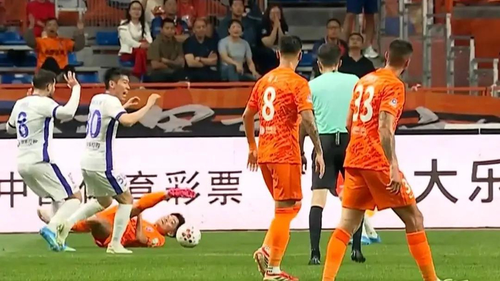 天津津门虎3-0完胜云南玉昆 成都蓉城客场取分中