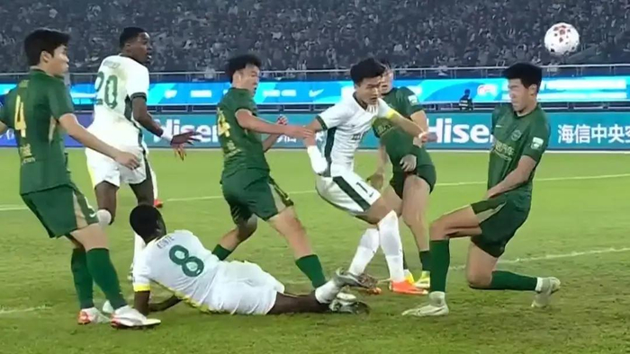 天津津门虎3-0完胜云南玉昆 成都蓉城客场取分中